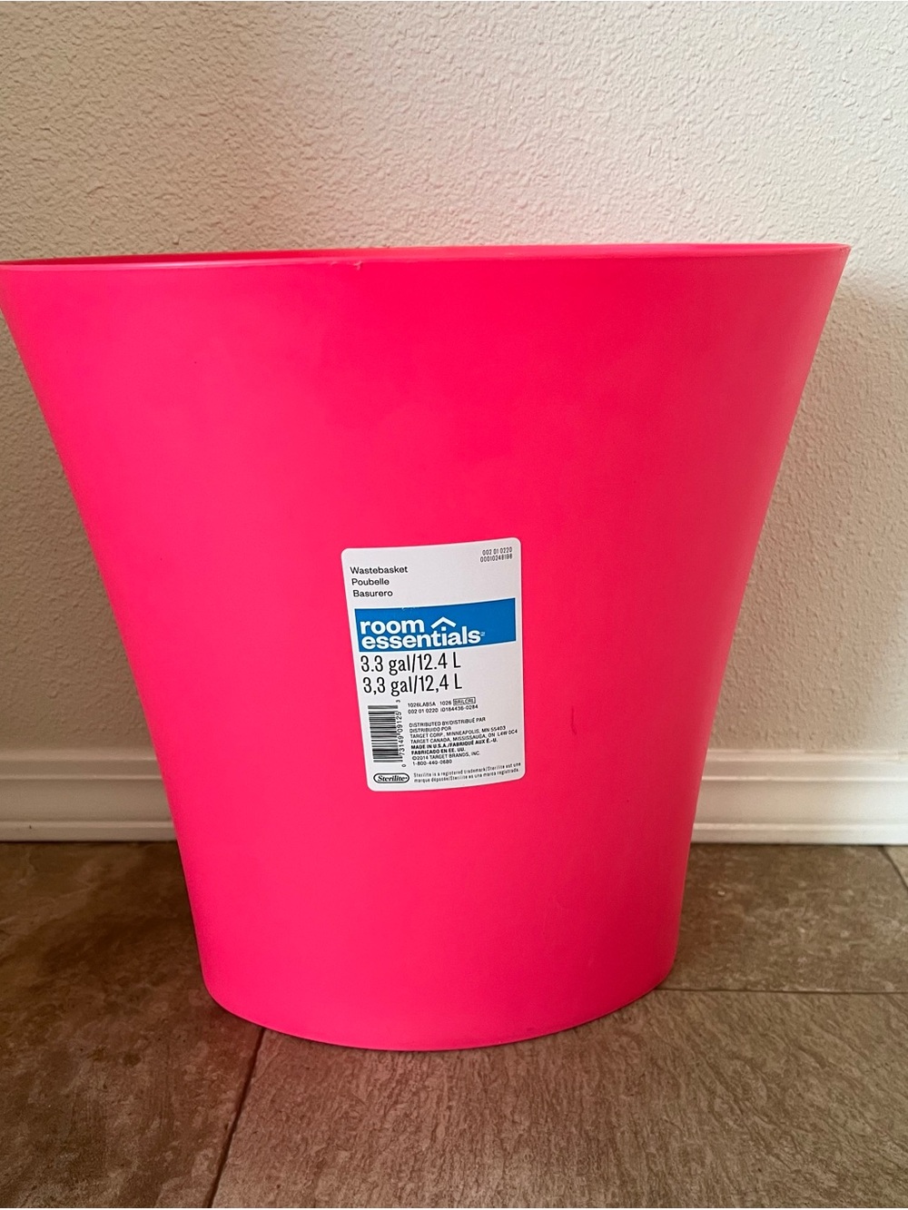 Room Essentials Bright Pink Trash Bin